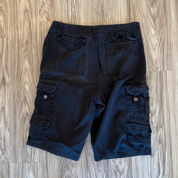 Men’s cargo shorts - Picture 4 of 5